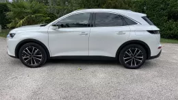 DS 7 Blanc Nacré Opera de Maya