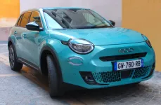 Fiat 600 Vert Sky La Prima de Perreaub
