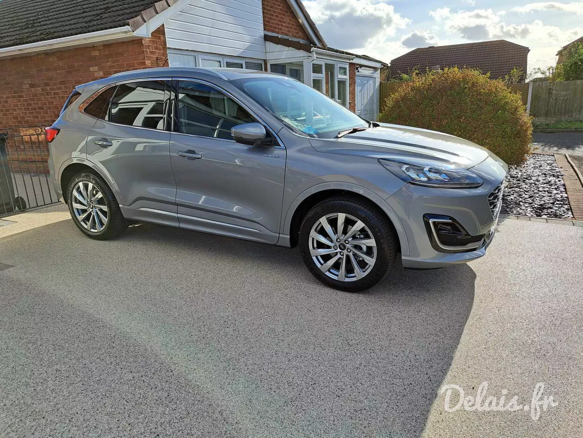 Ford Kuga Gris Solar Vignale