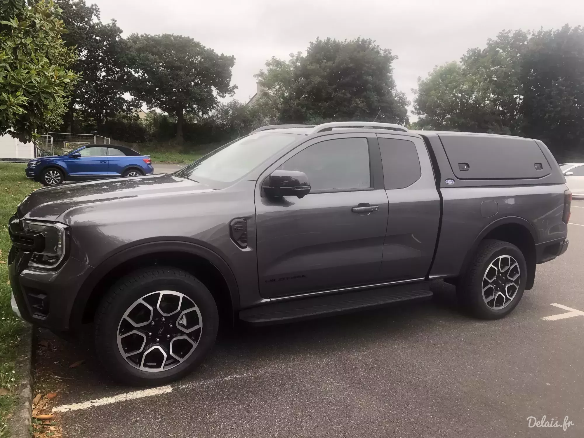 Ford Ranger Gris Carbone Super Cab Wildtrak