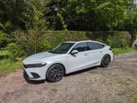 Honda Civic Blanc Platine Advance de Gubis