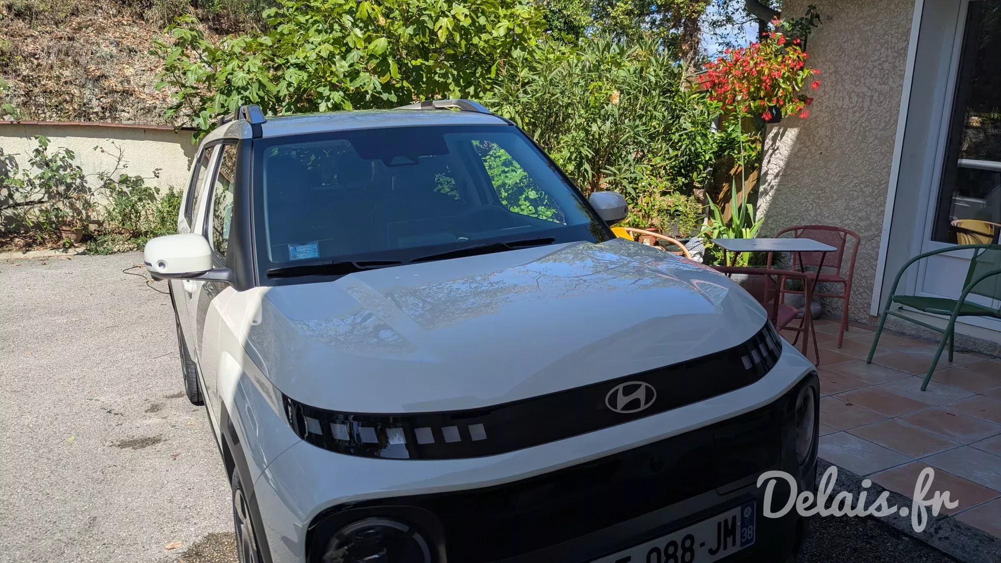 Hyundai Inster Unbleached Ivory Cross Executive