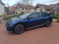 Kia EV6 Bleu Pacifique Air Design de bergbi