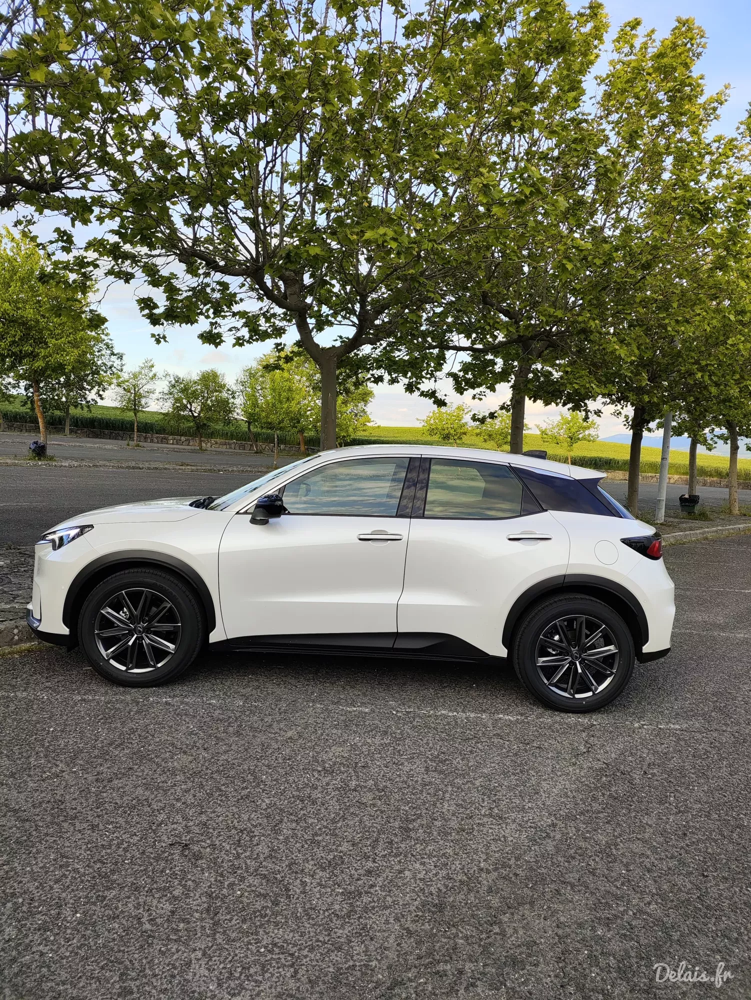 Lexus LBX Blanc Arctique Relax