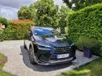Lexus NX Noir Graphite Luxe de Gg