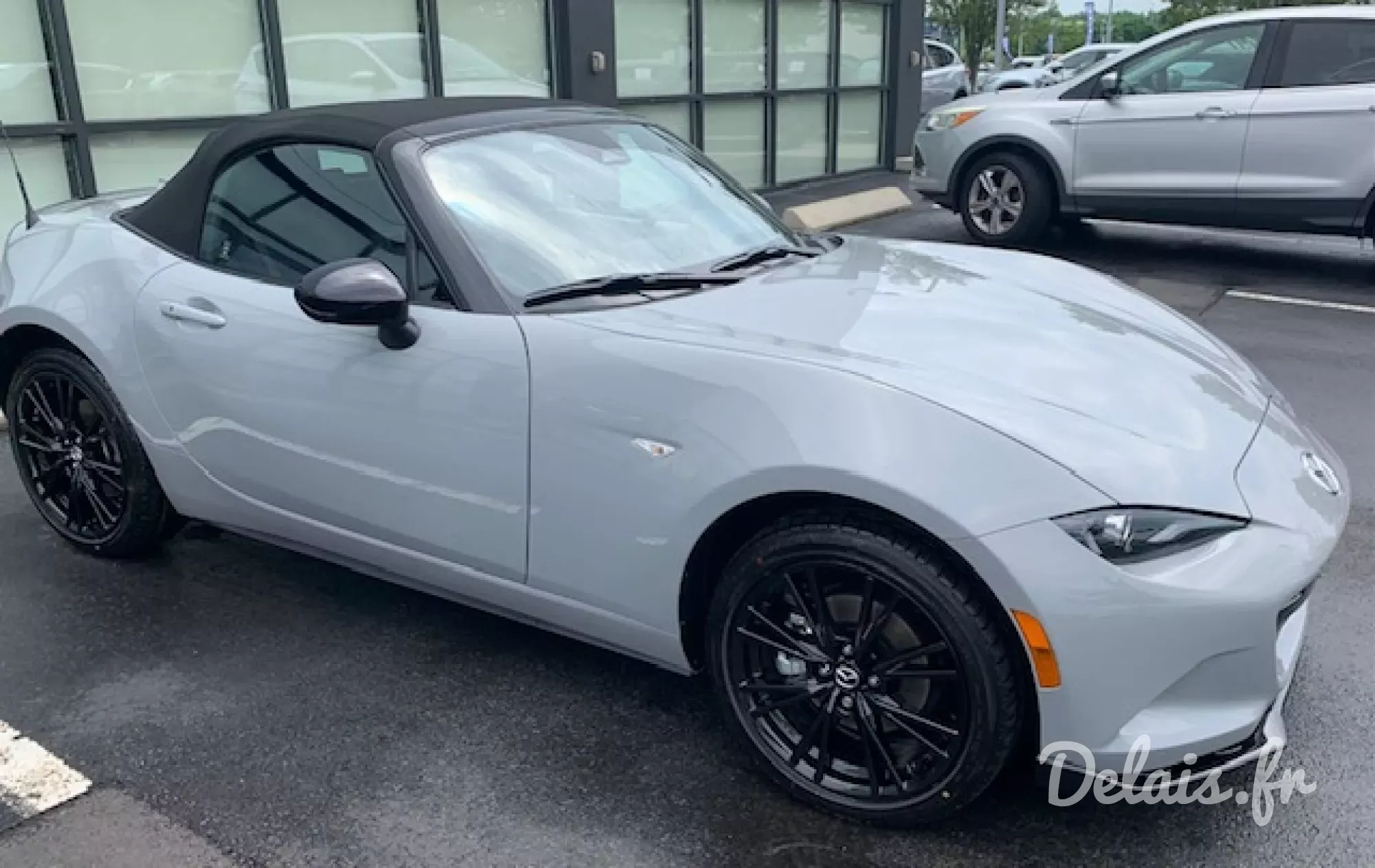 Mazda MX-5 Arctic White Roadster Homura