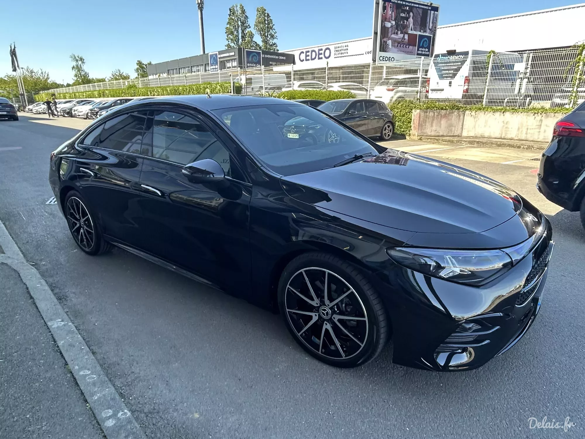 Mercedes-Benz CLA Noir Cosmos AMG Line