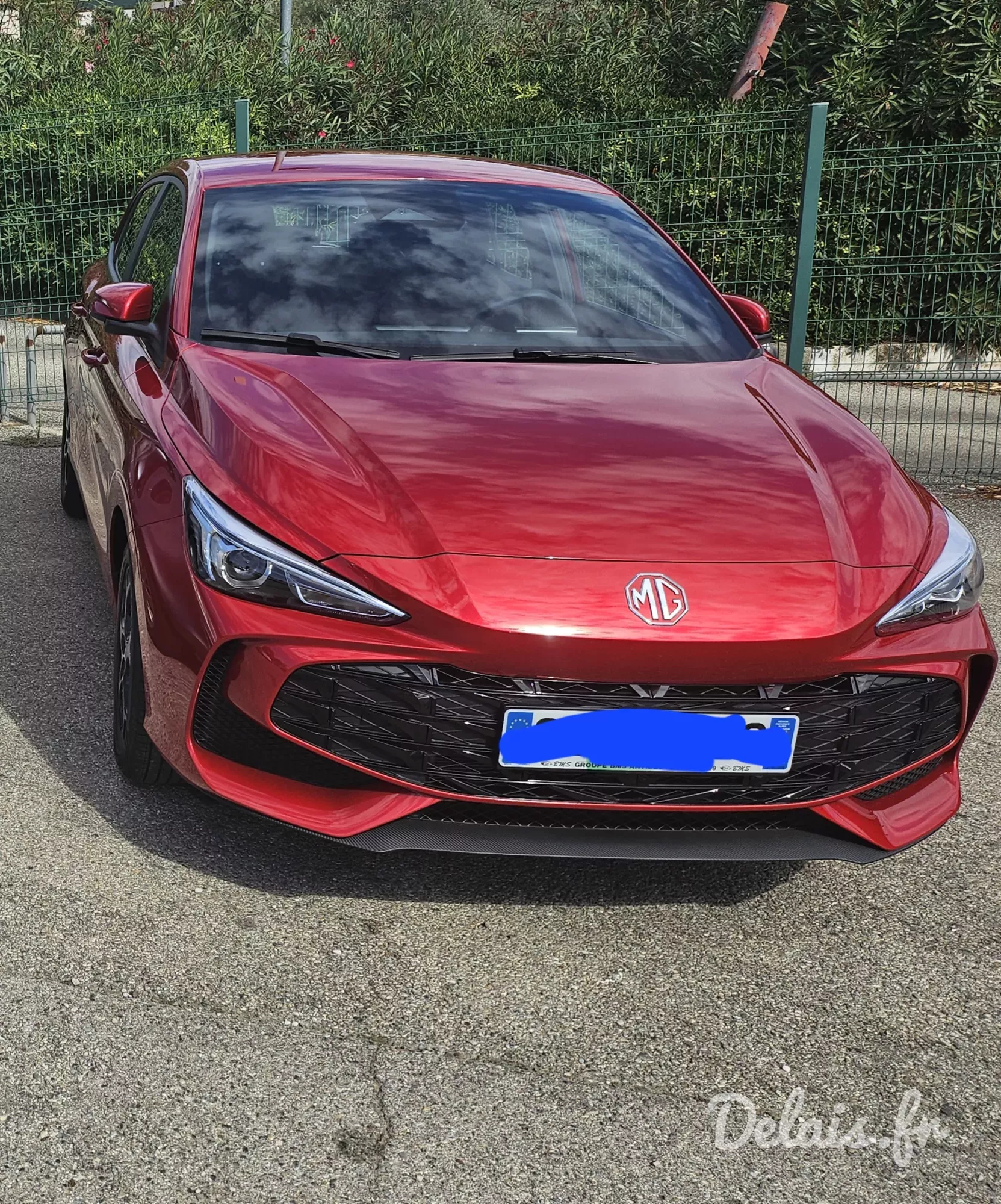 MG3 Diamond Red Comfort