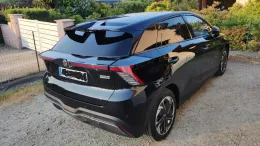 MG 4 Pebble Black Luxury de laurent35