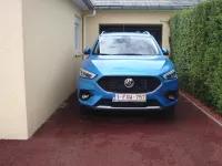 MG ZS Como Blue Luxury de polo