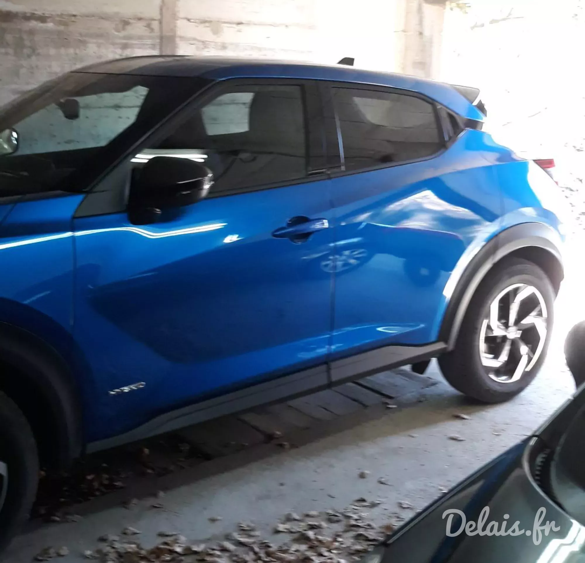 Nissan Juke Bleu Magnetique N-Connecta