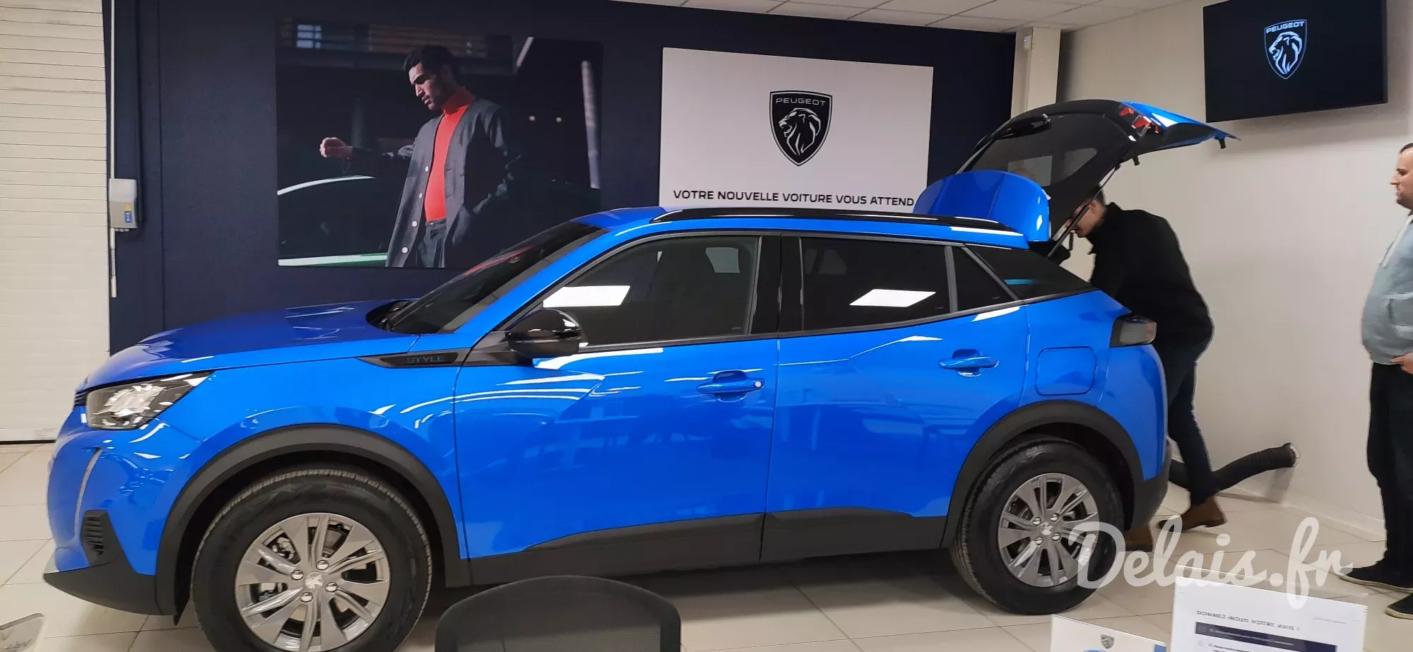 Peugeot 2008 Bleu Vertigo Style