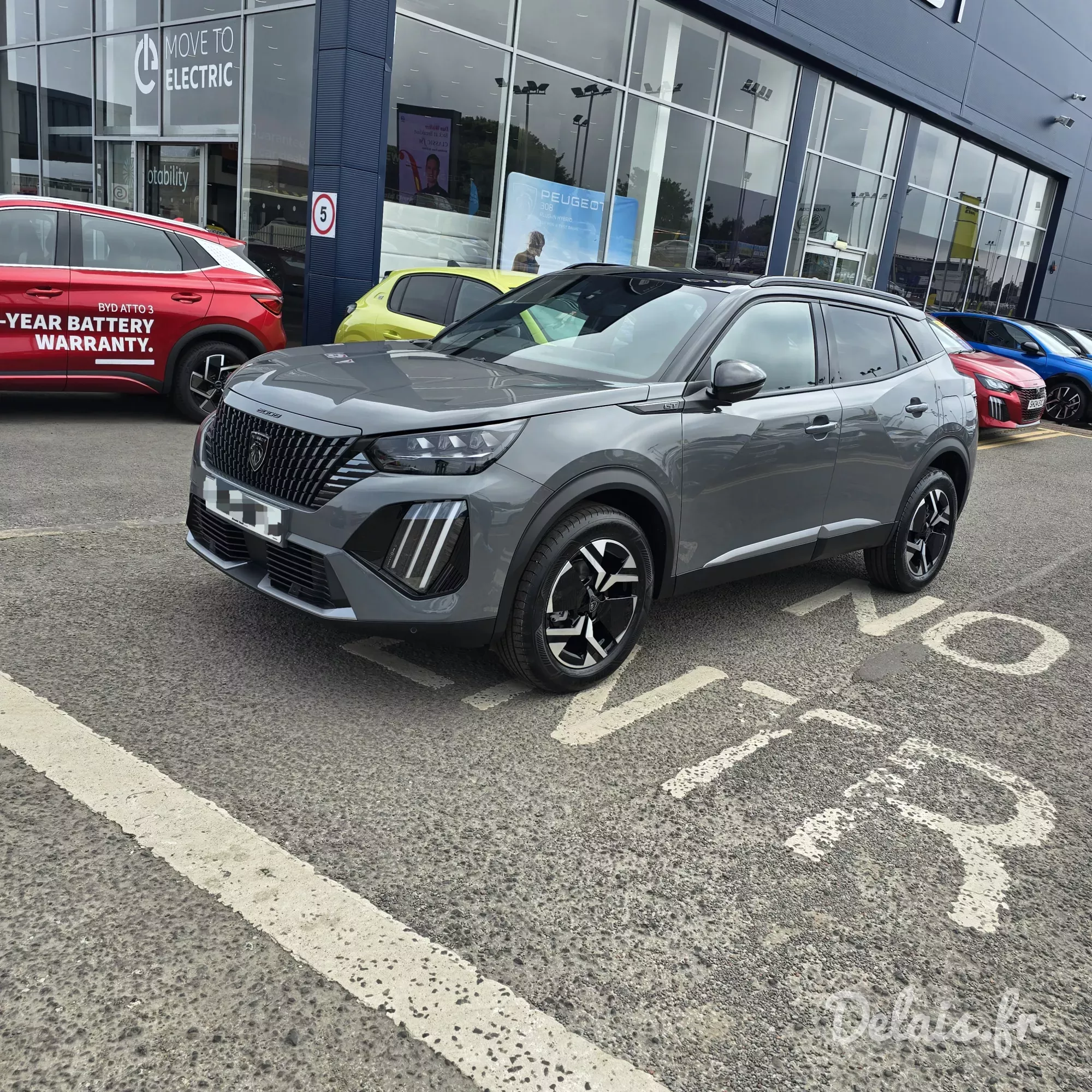 Peugeot 2008 Gris Selenium GT