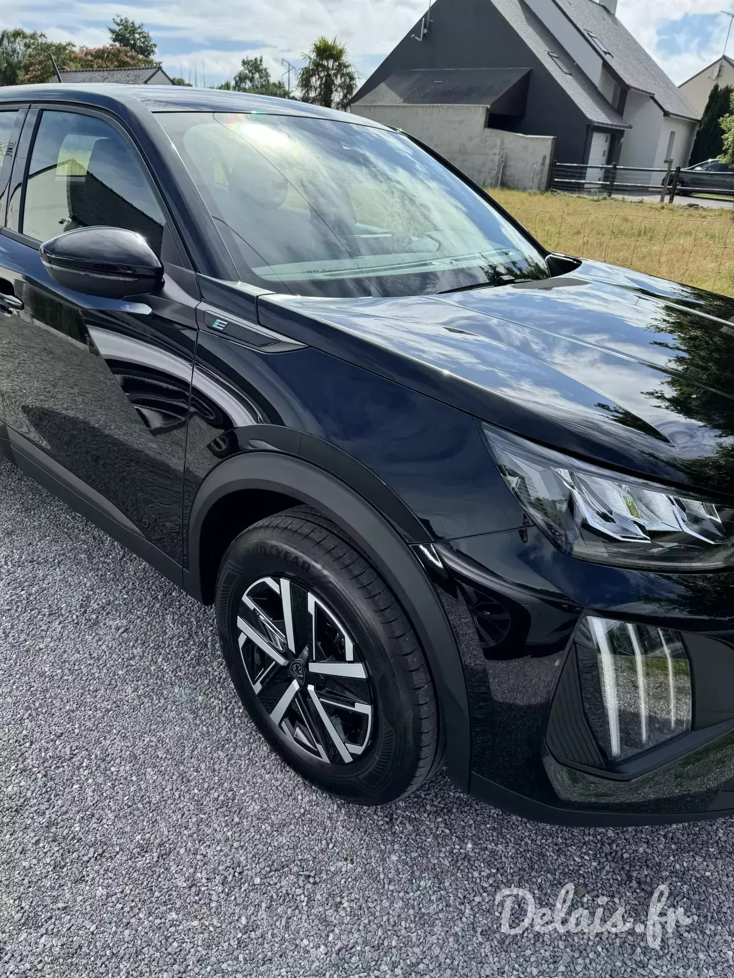 Peugeot 2008 Noir Onyx Active Pack
