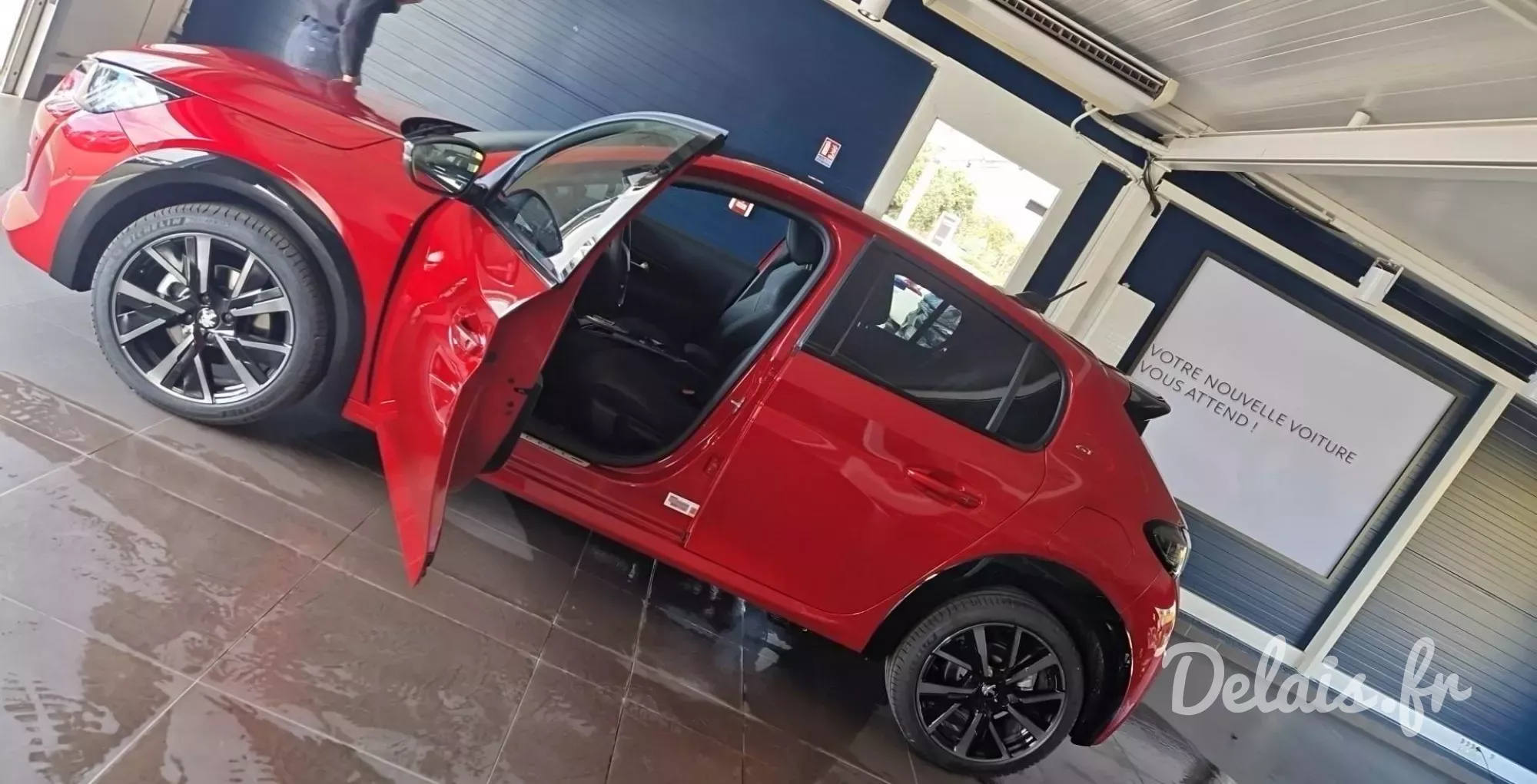 Peugeot 208 Rouge Elixir GT