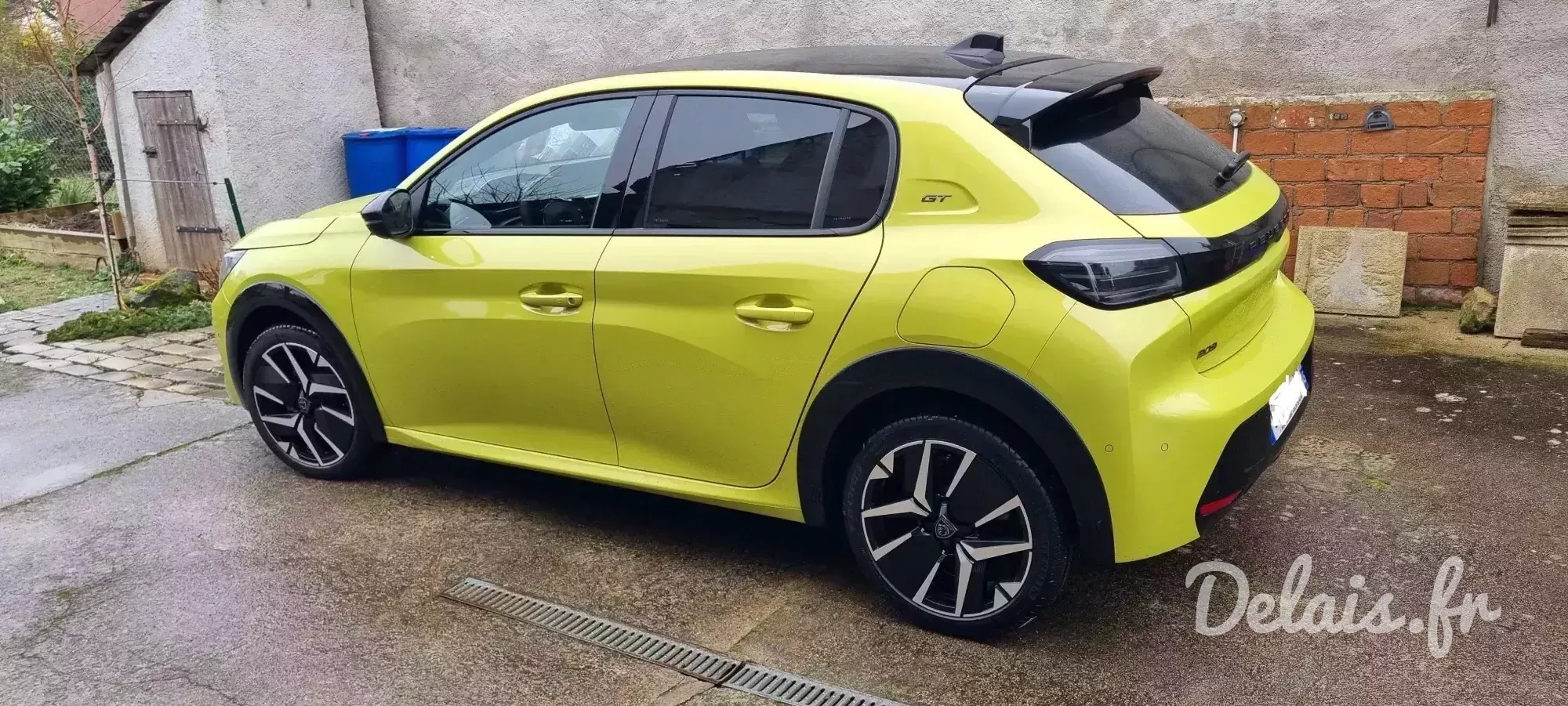 Peugeot 208 Jaune Agueda GT