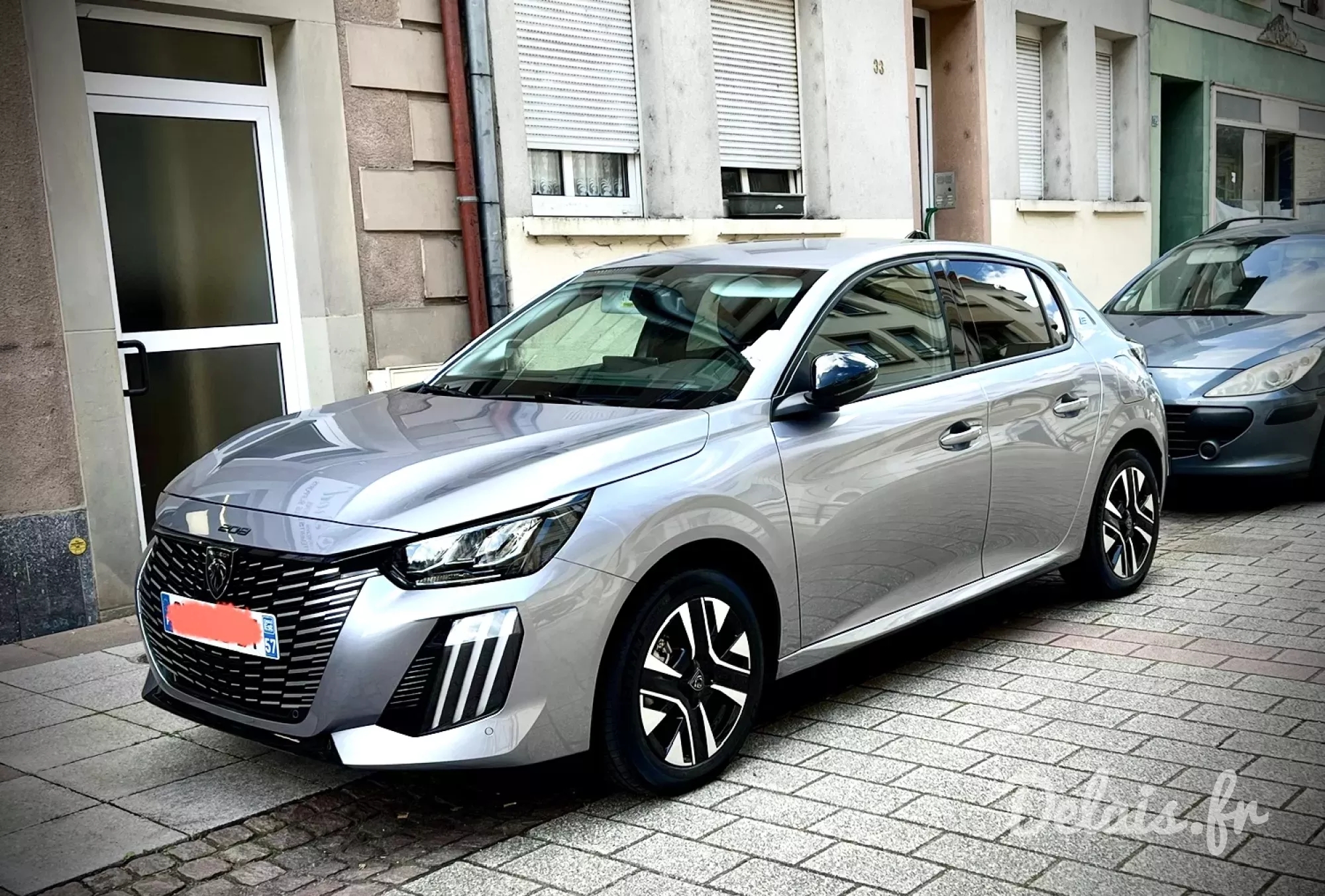 Peugeot 208 Gris Artense Allure
