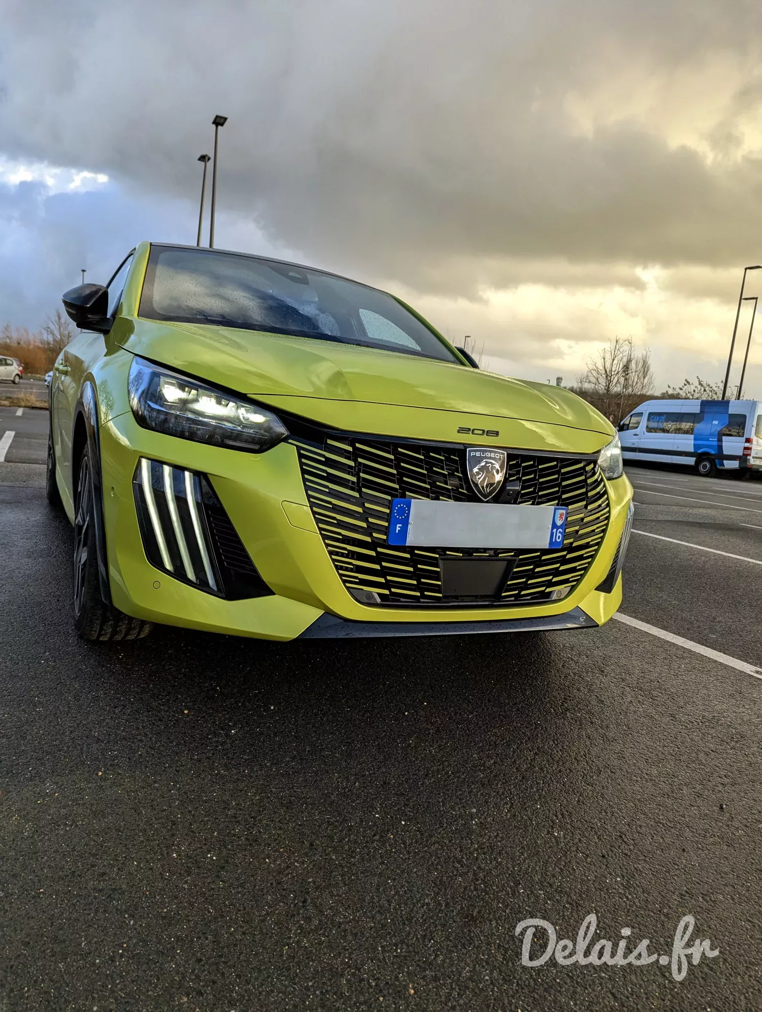 Peugeot 208 Jaune Agueda GT