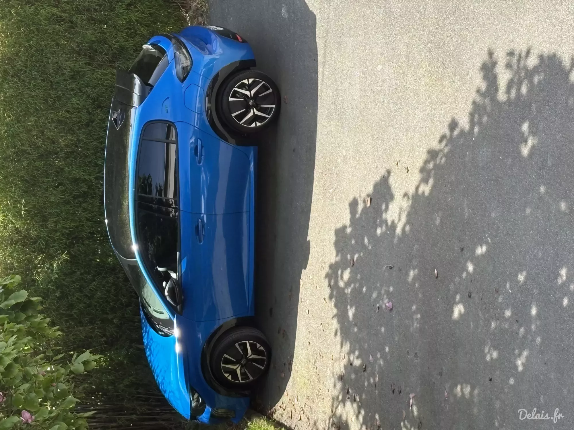 Peugeot 208 Bleu Vertigo GT