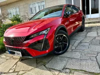 Peugeot 408 Rouge Elixir GT de julio