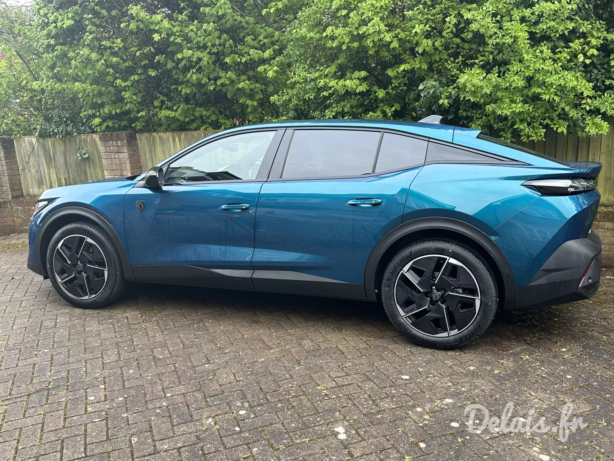 Peugeot 408 Bleu Obsession GT
