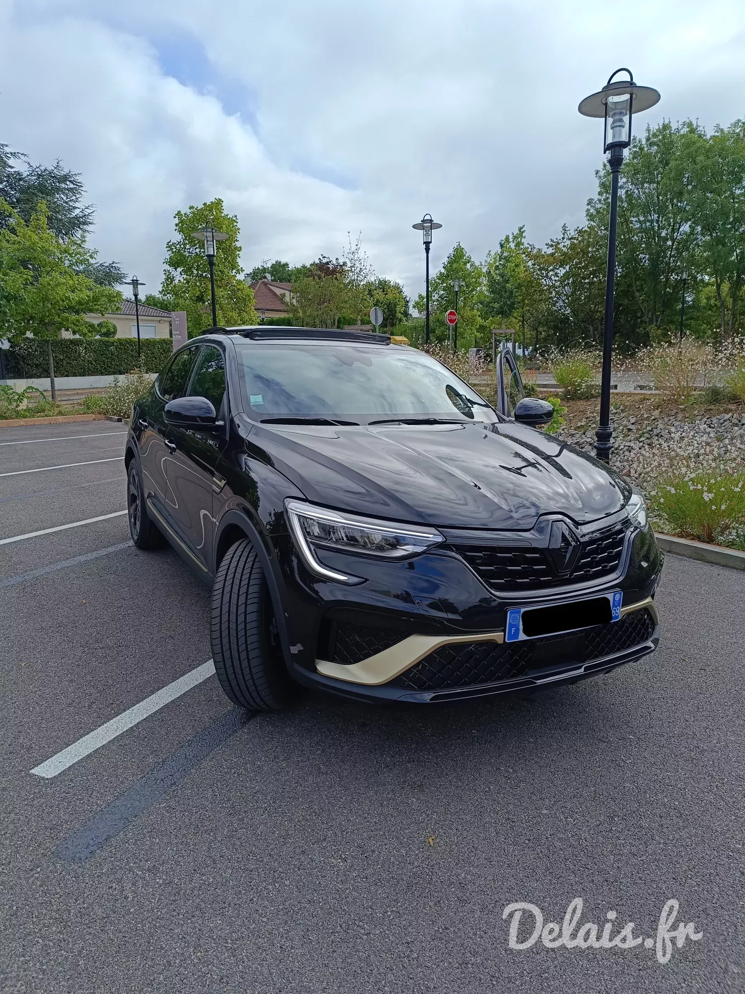 Renault Arkana Noir Métal Engineered