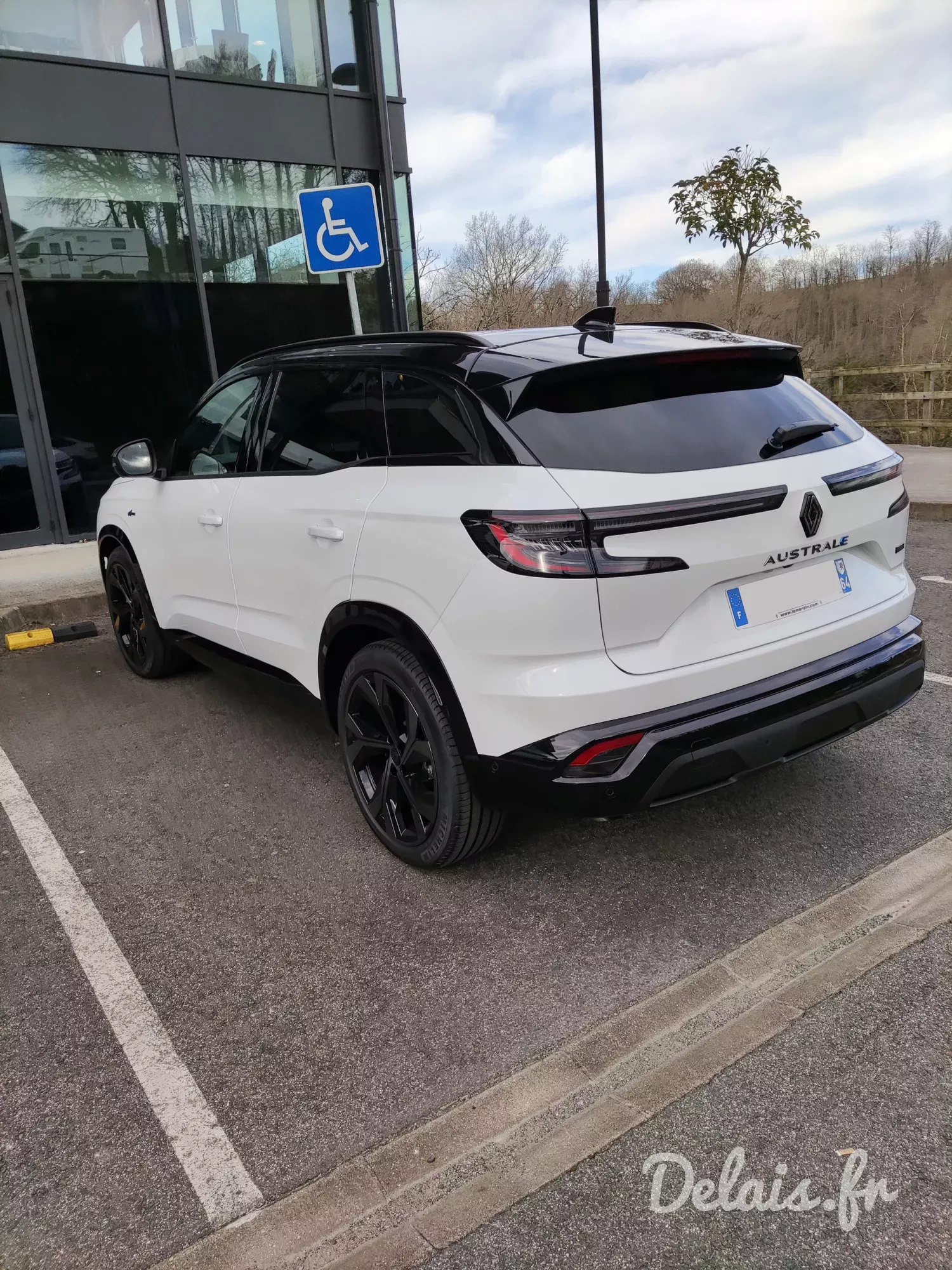 Renault Austral Blanc Nacré Iconic Esprit Alpine