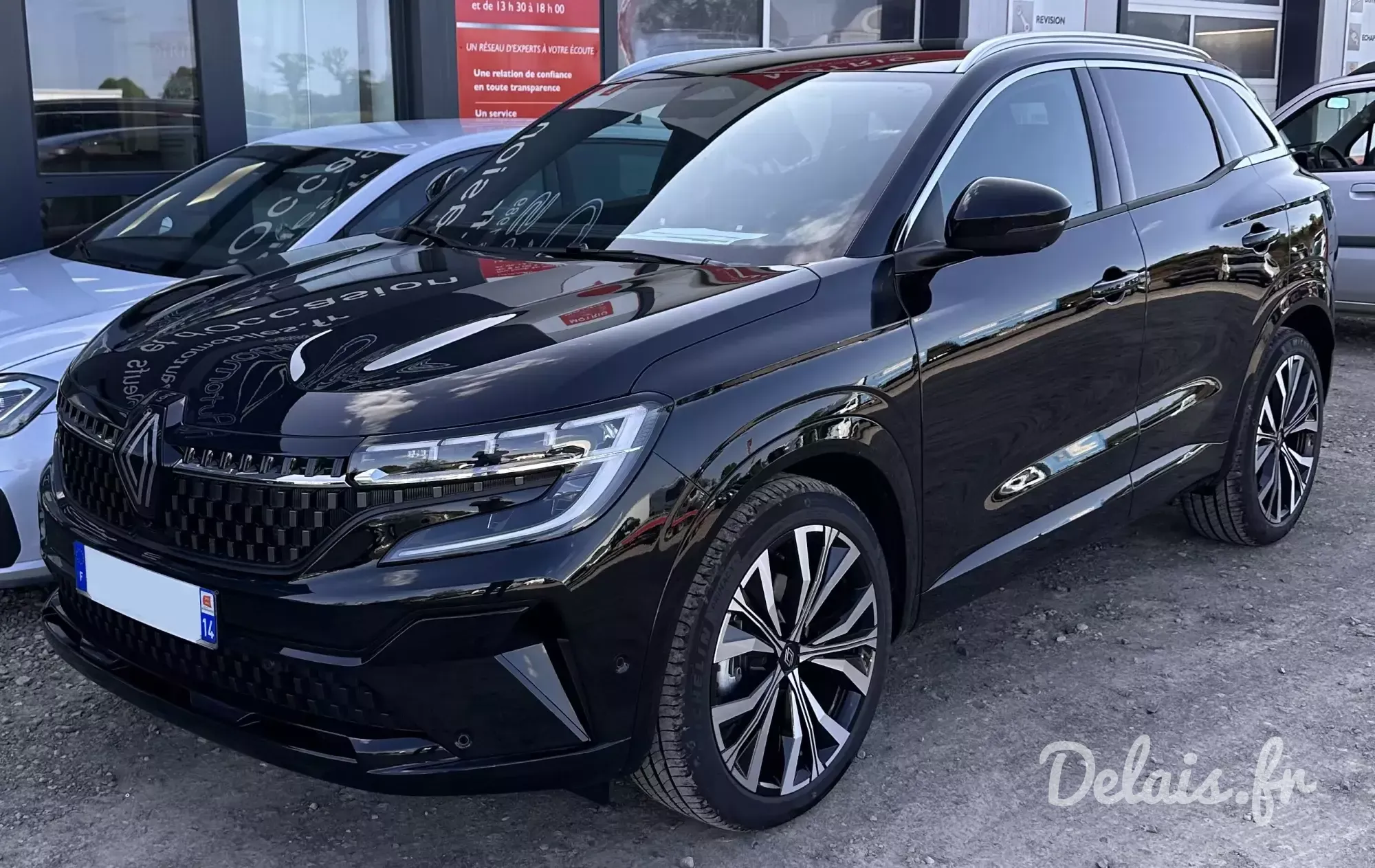 Renault Austral Noir Etoile Iconic