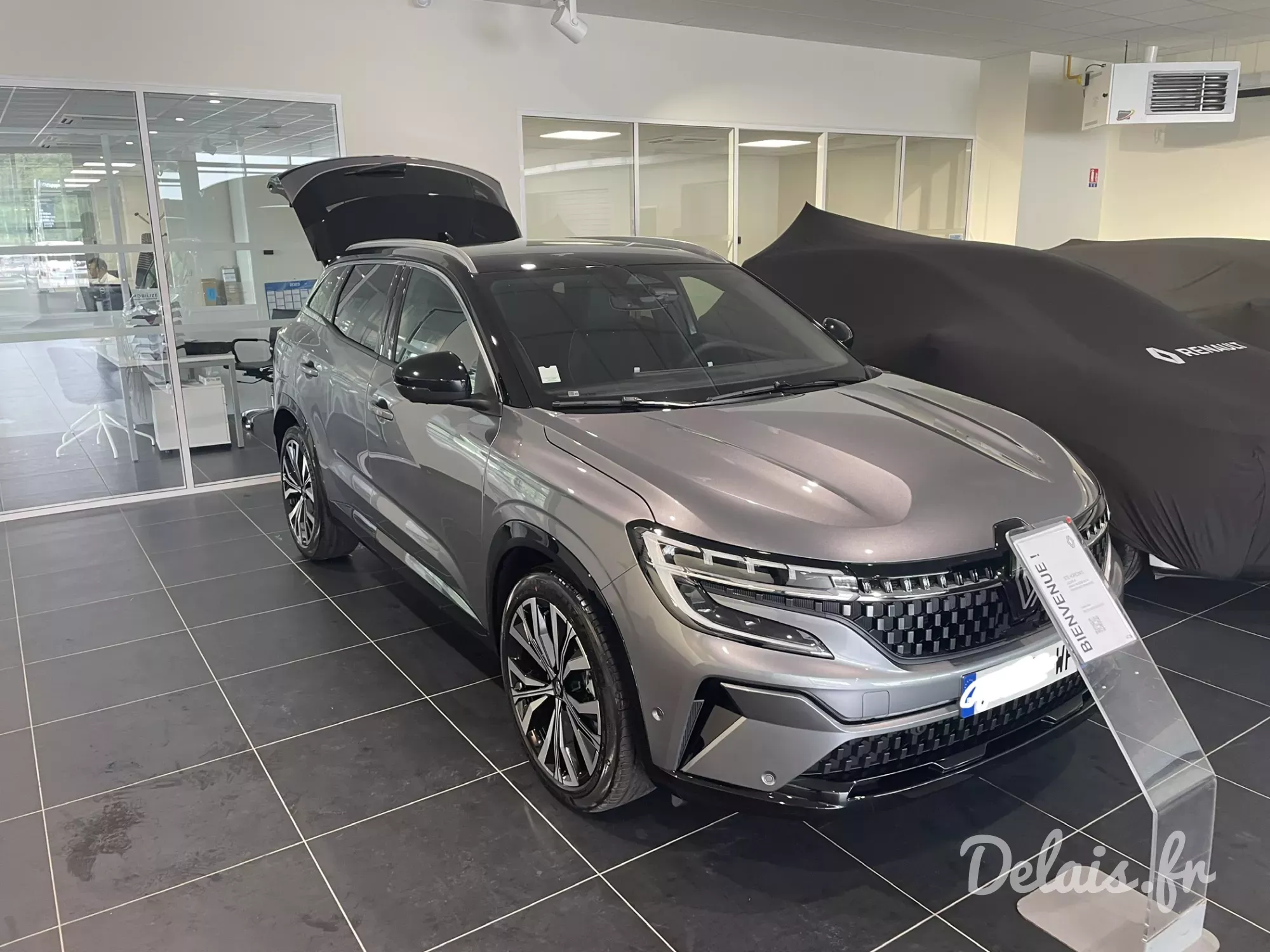 Renault Austral Gris Schiste Iconic
