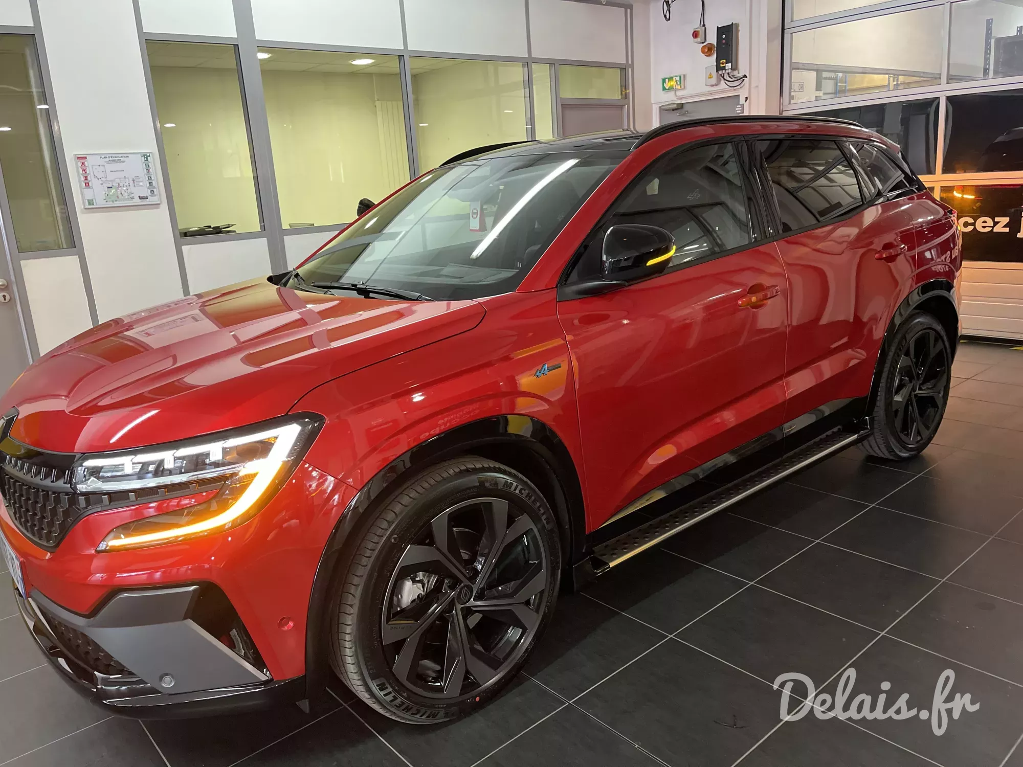 Renault Austral Rouge Flamme Iconic Esprit Alpine