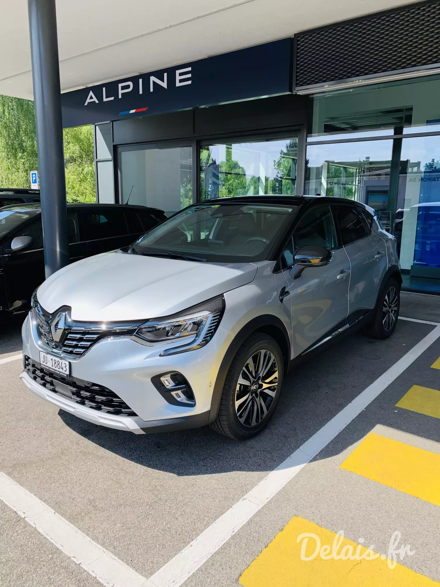 Renault Captur Gris Highland Iconic