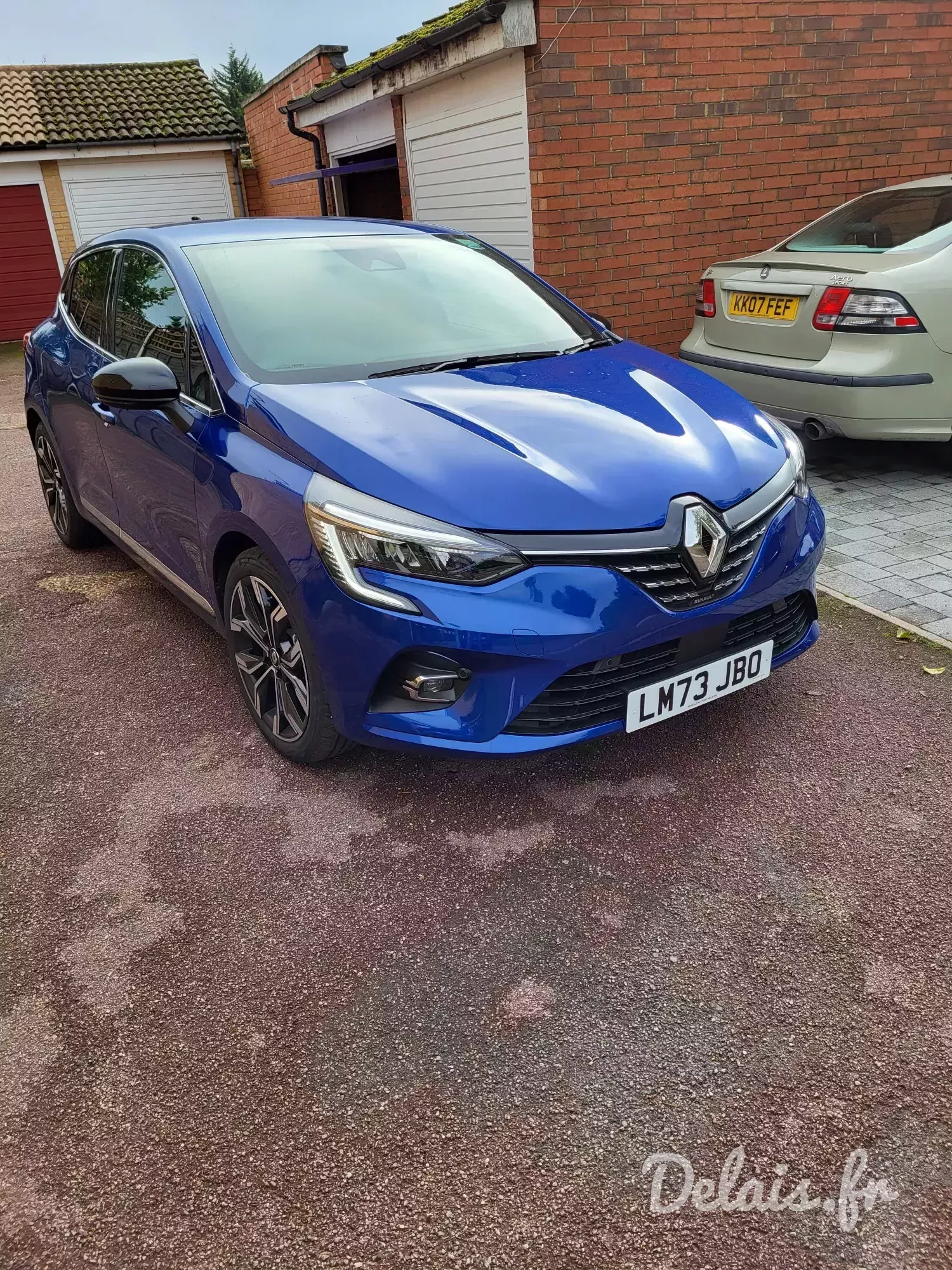 Renault Clio Bleu Iron Techno