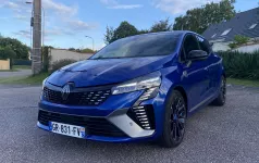 Renault Clio Bleu Iron Esprit Alpine de Valentinn