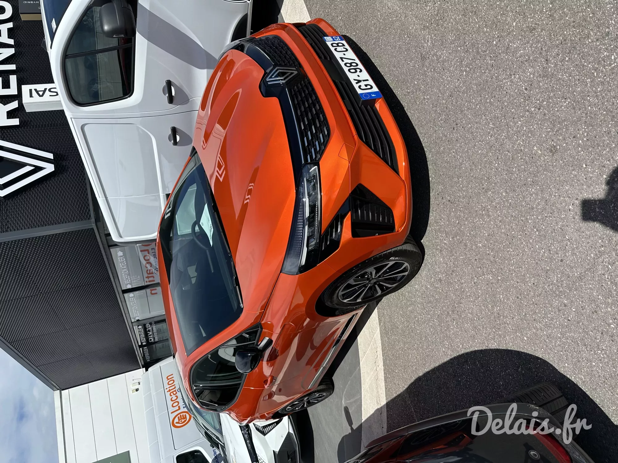 Renault Clio Orange Valencia Techno