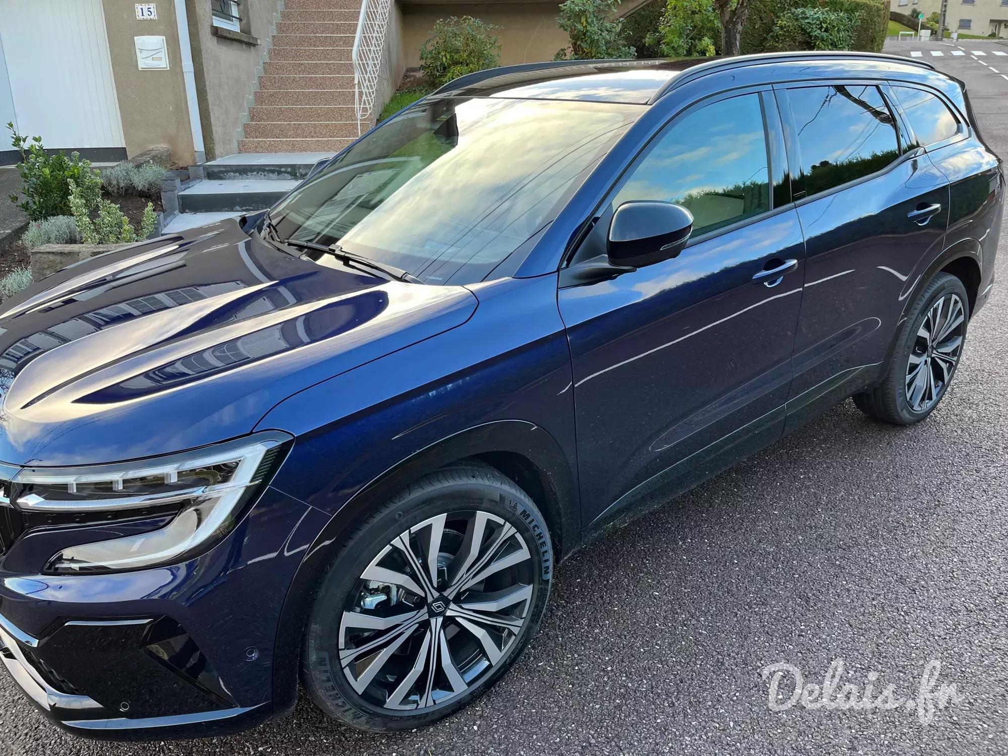Renault Espace Bleu Nocturne Iconic 7 places