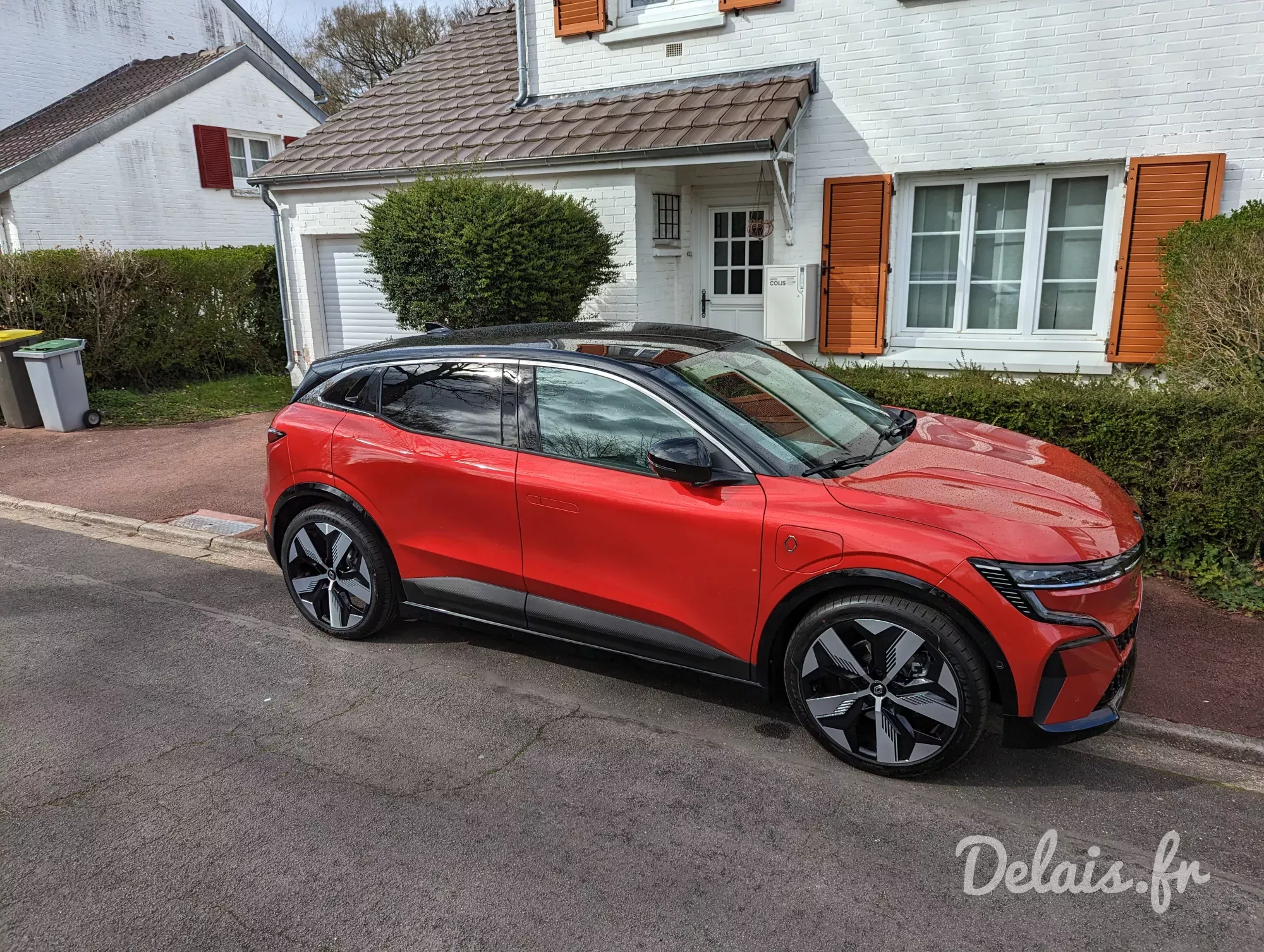 Renault Megane E-Tech Rouge Flamme Techno