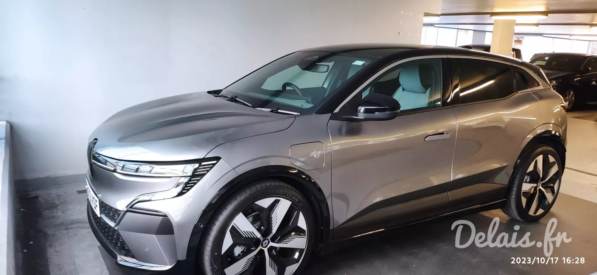 Renault Megane E-Tech Gris Rafale Techno