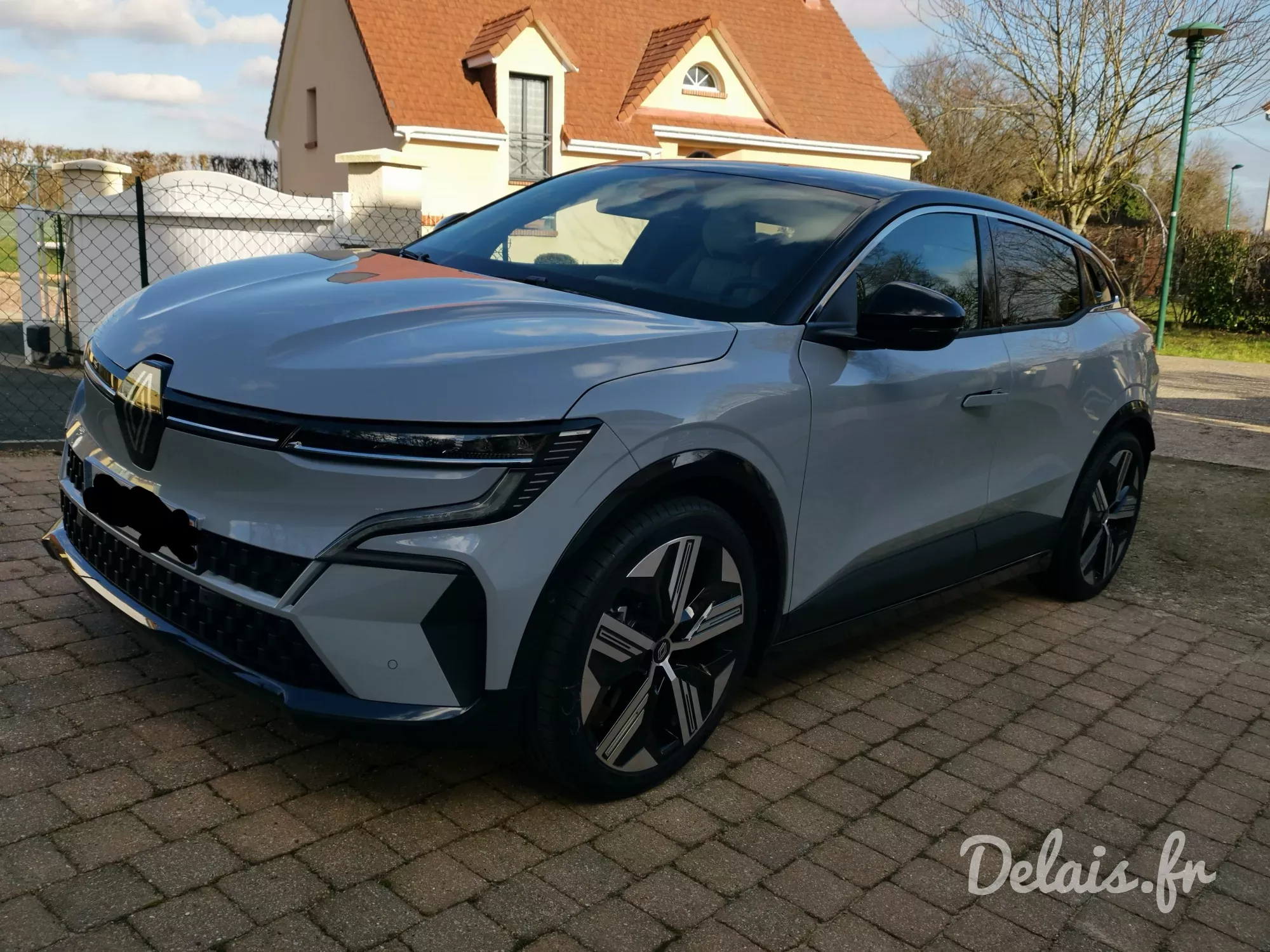 Renault Megane E-Tech Gris Rafale Iconic