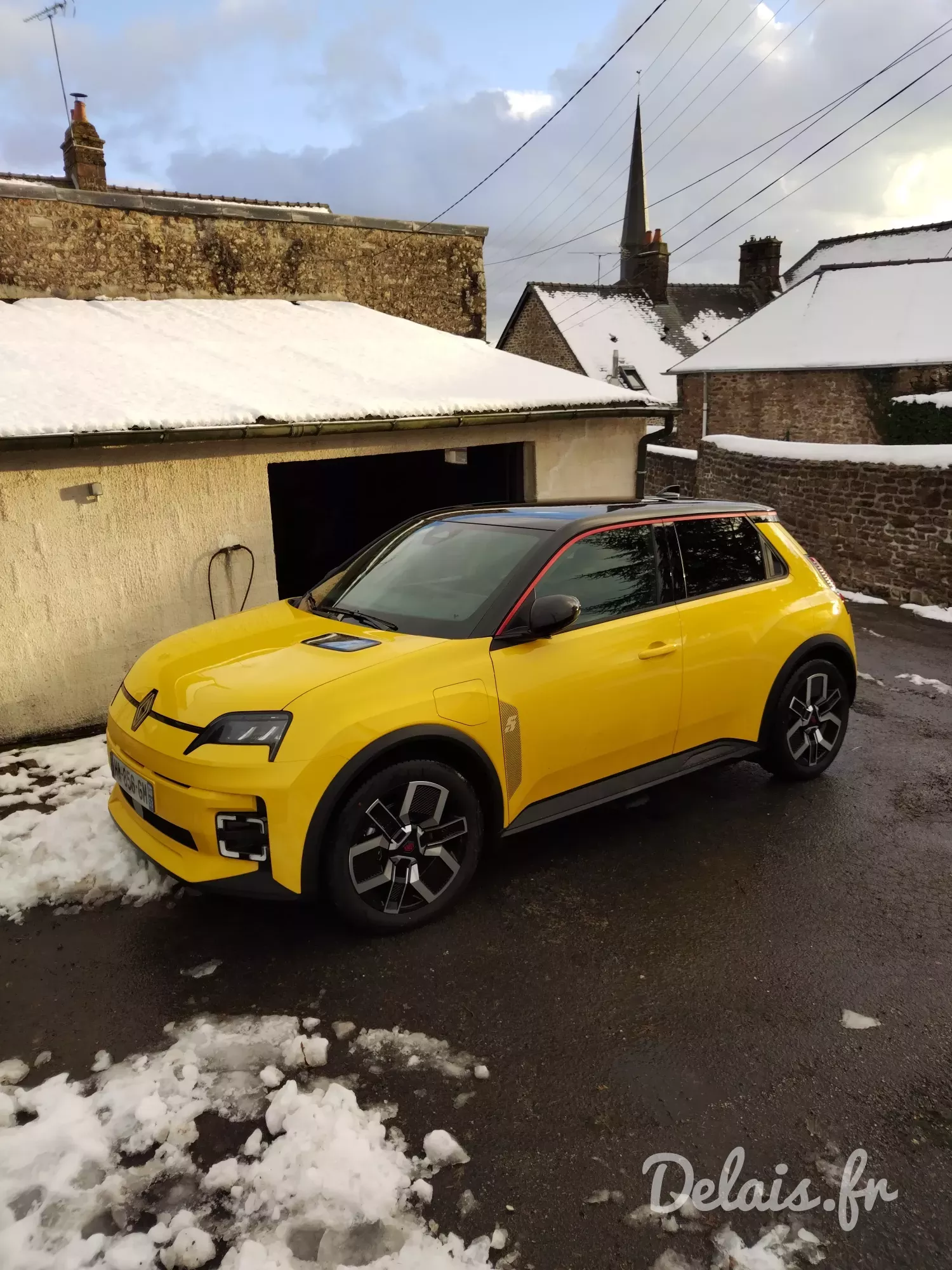 Renault R5 E-Tech Jaune Pop Techno