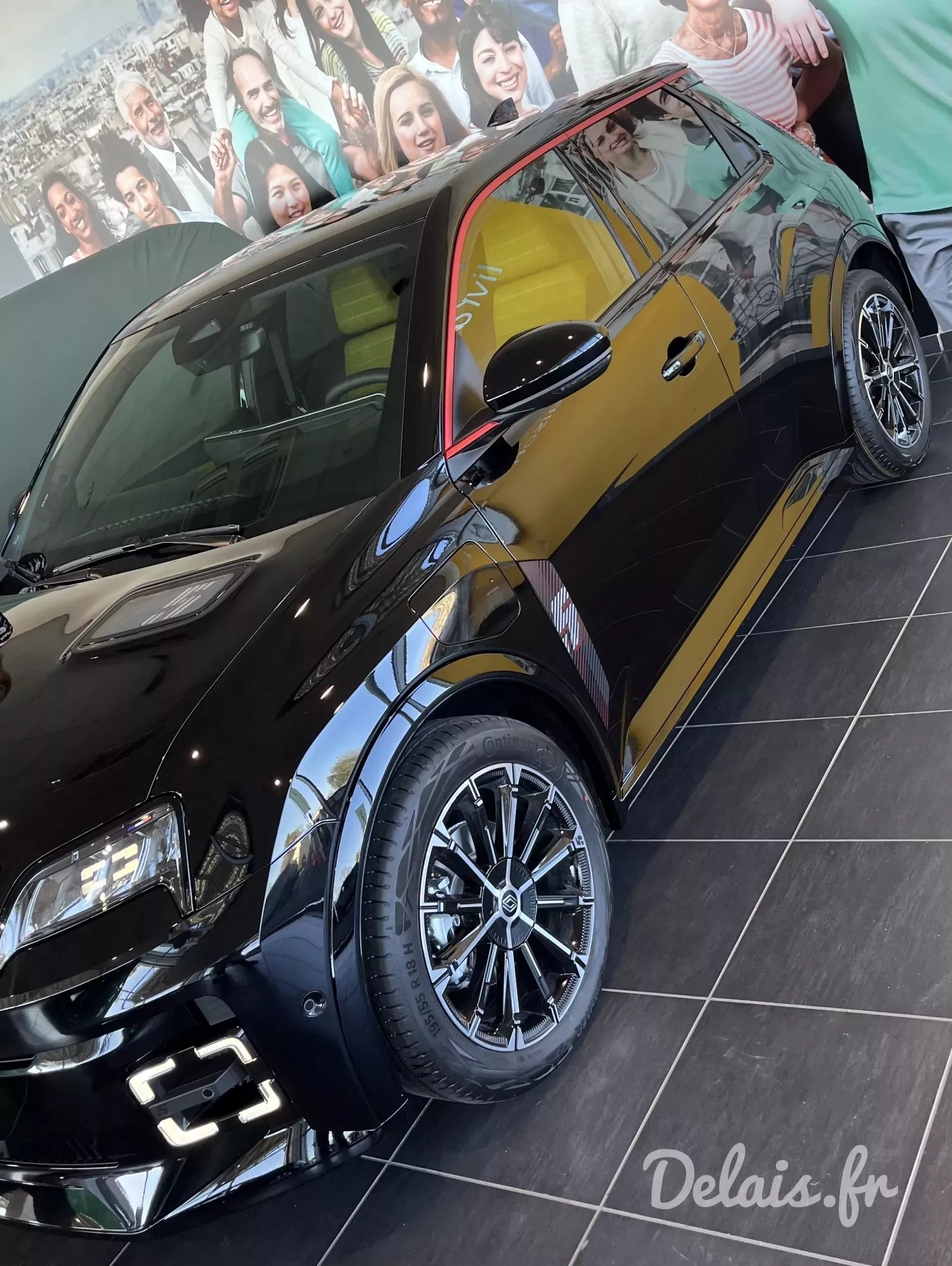 Renault R5 E-Tech Noir Etoile Iconic Cinq