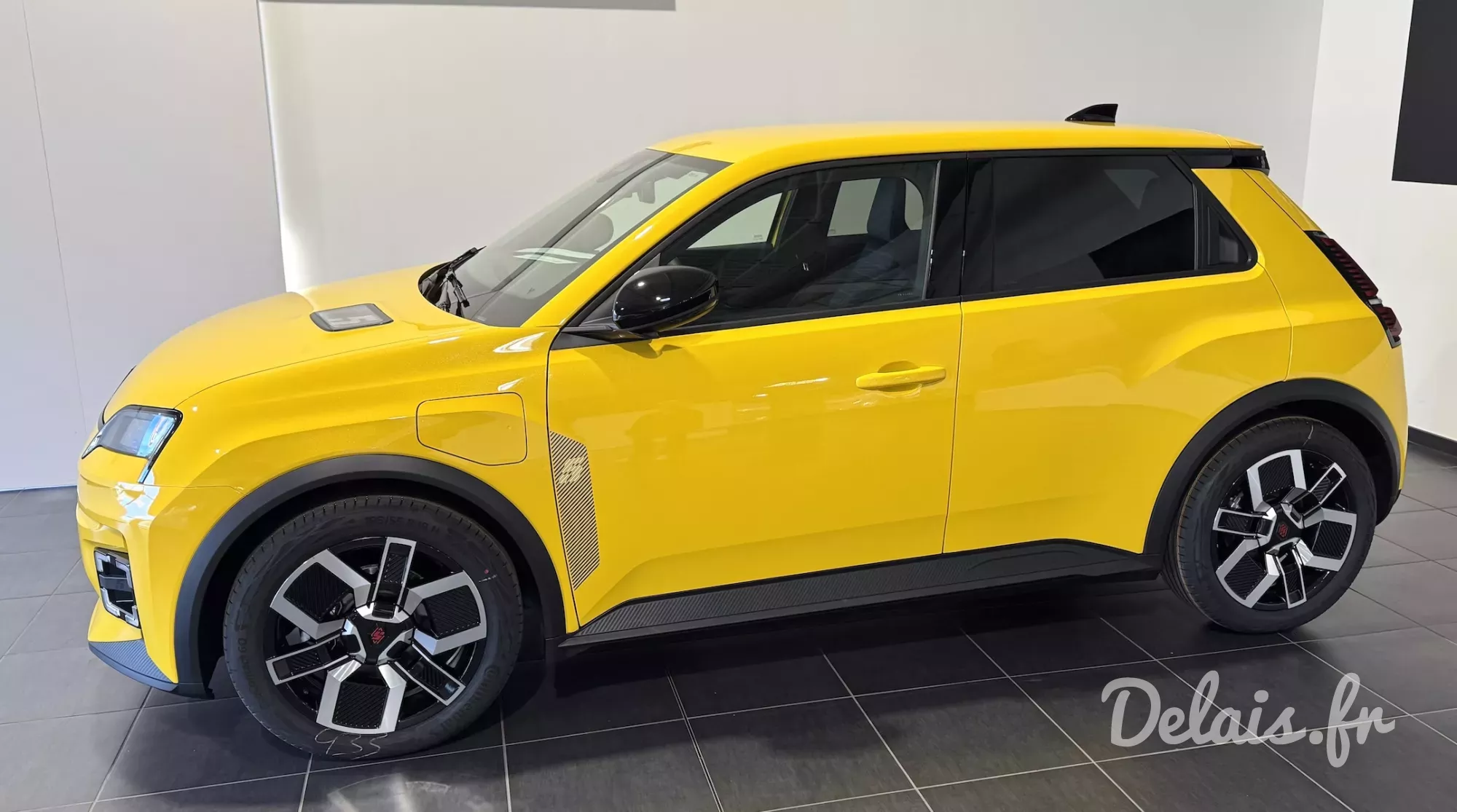 Renault 5 Jaune Pop Techno