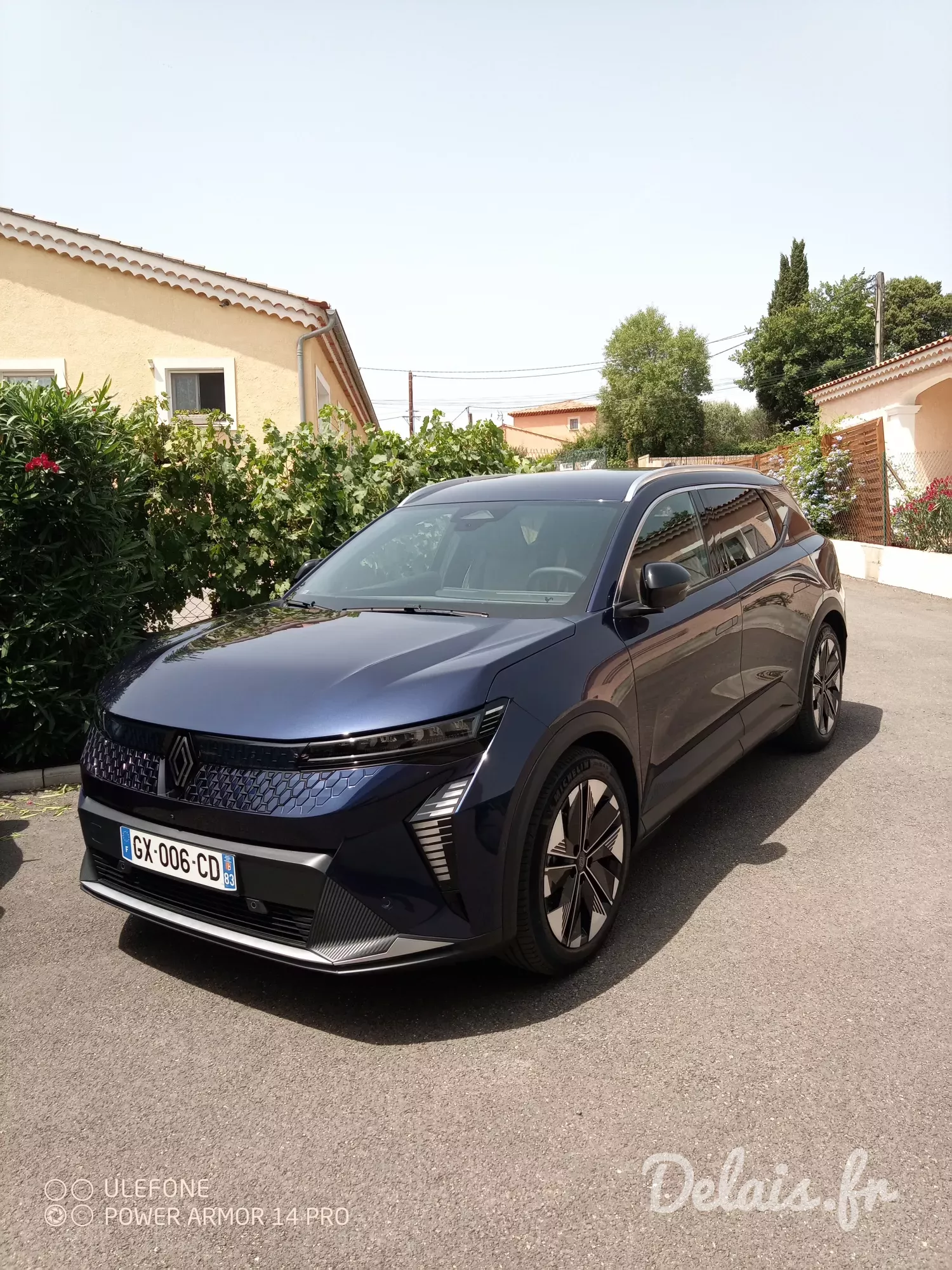 Renault Scenic E-Tech Bleu Nocturne Techno