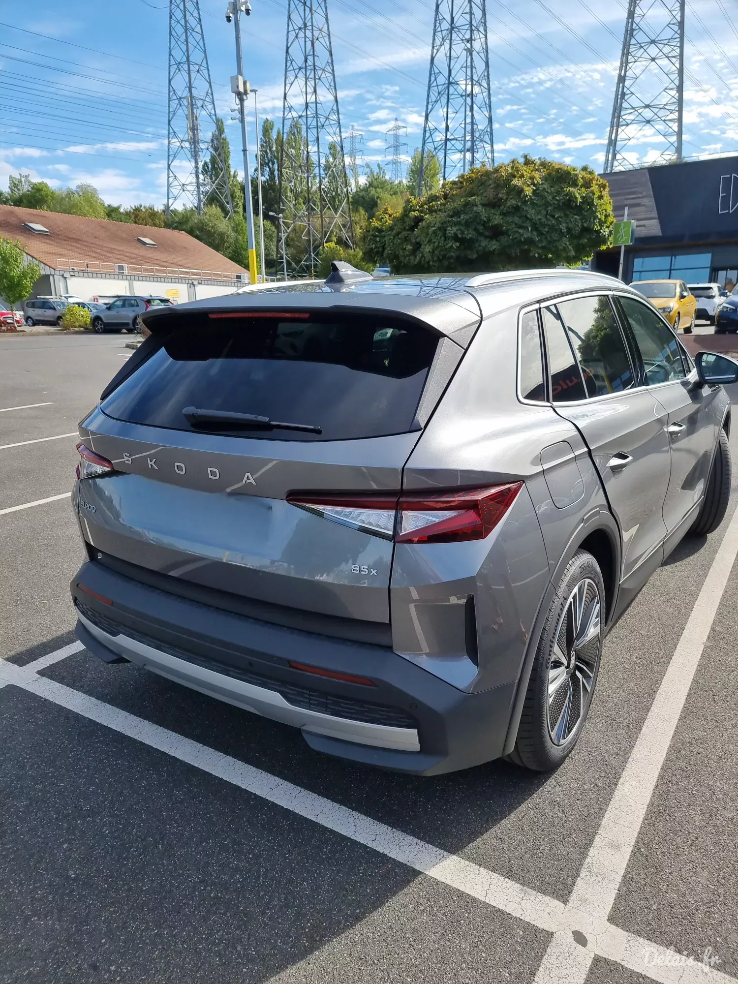 Škoda Elroq Gris Graphite Clever