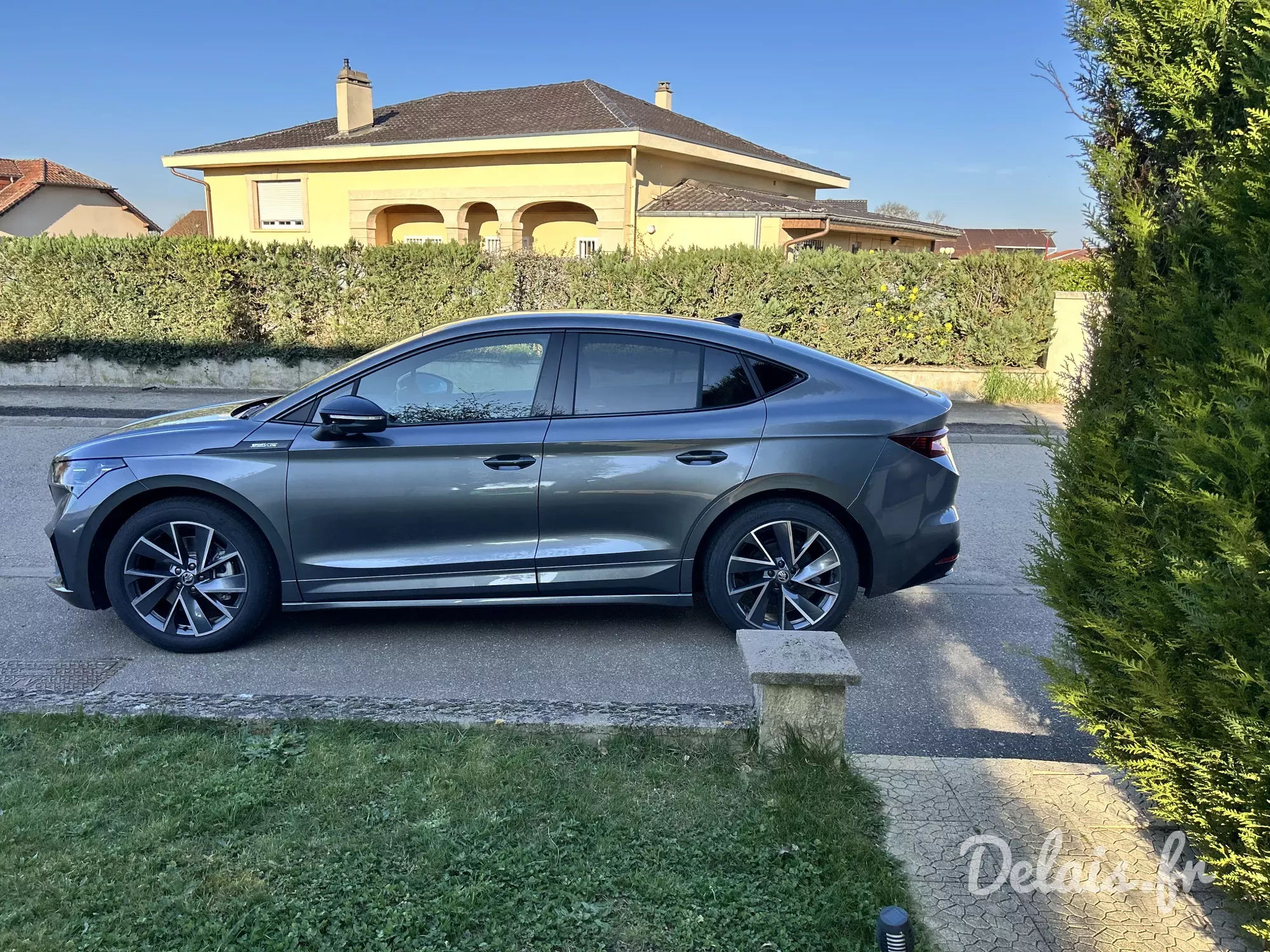 Škoda Enyaq Coupé iV Gris Graphite Sportline