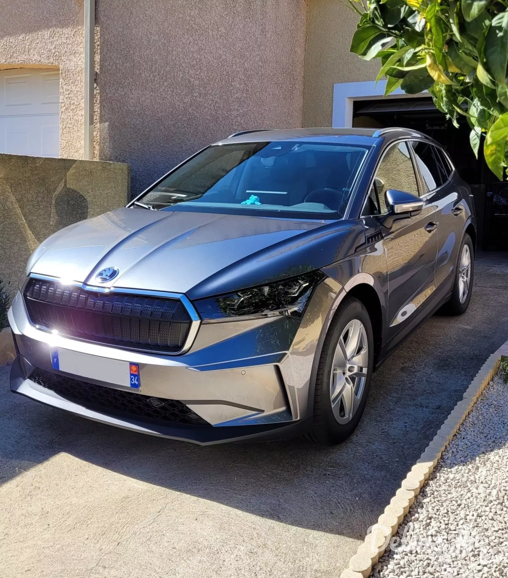 Škoda Enyaq Gris Graphite Version