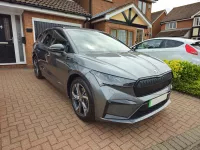 Škoda Enyaq Gris Graphite Sportline de DanOx