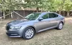 Škoda Superb Gris Graphite Business de gmax77