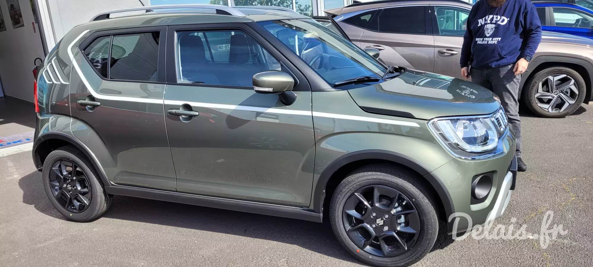 Suzuki Ignis Though Khaki Pearl Pack