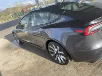 Tesla Model 3 Gris Stealth Long Range de Fred Fred