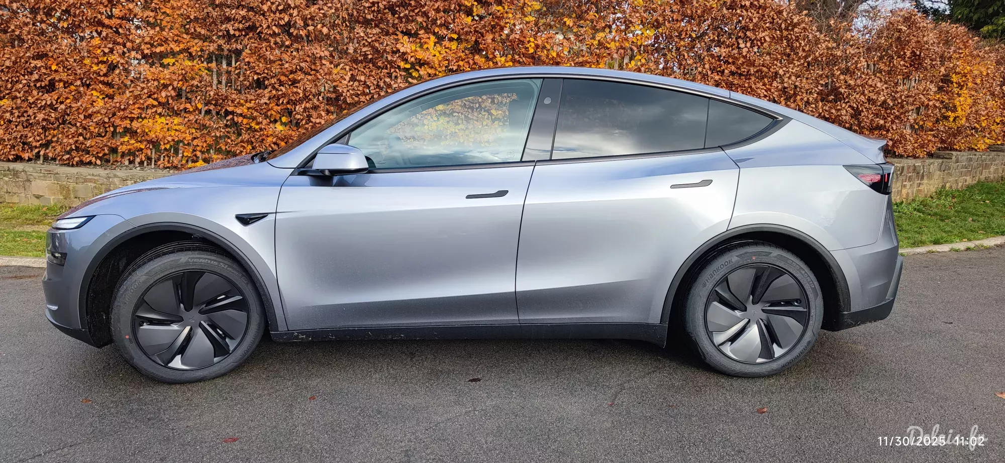 Tesla Model Y Quicksilver Grande Autonomie